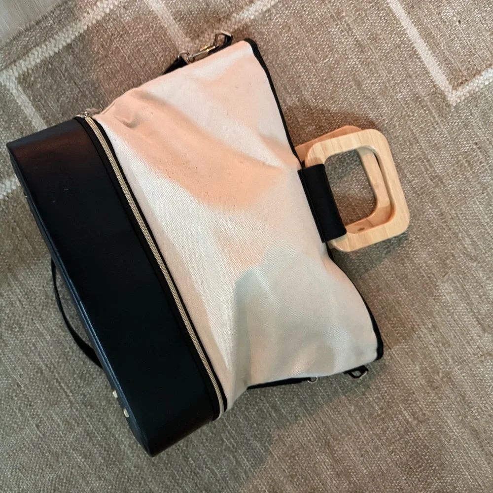 BEIS Black and White Resort bag - Picture 4 of 6